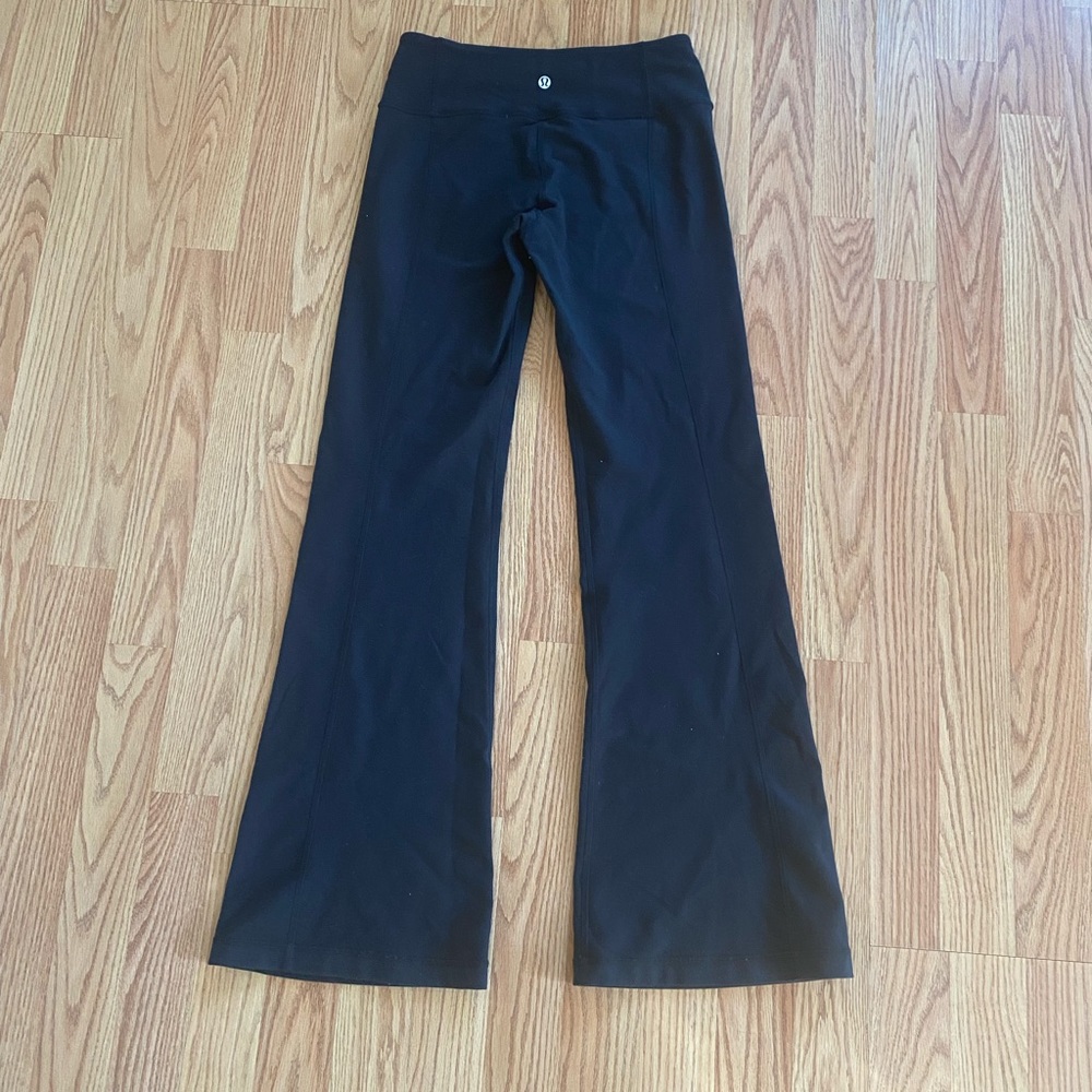 Lululemon groove pants size 4